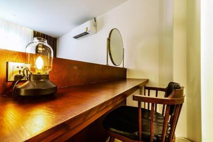 Deluxe Double Room 23sqm Central Bangkok - image 12