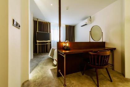 Deluxe Double Room 23sqm Central Bangkok - image 15