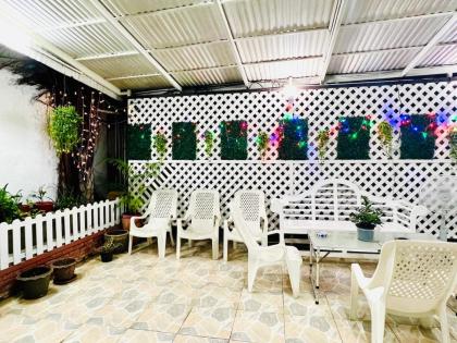 Ree House - image 19