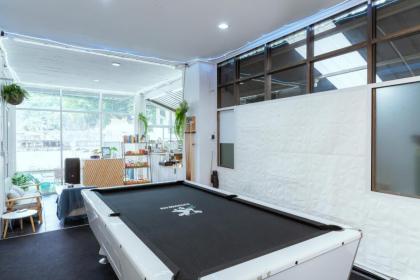 Ekkamai Buds & Beds - 420 Hostel - image 10