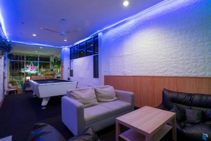 Ekkamai Buds & Beds - 420 Hostel - image 14