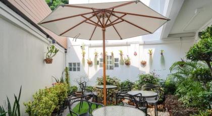 ZEN MASTER HOTEL - image 13