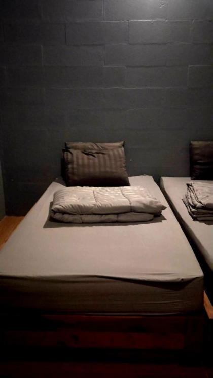 Youyen Hostel - image 8