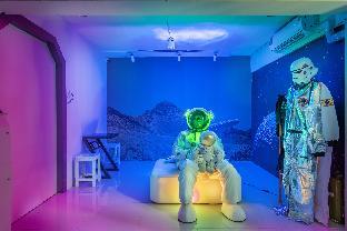 Space Station Hostel - image 3
