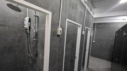 Urban Jungle Hostel - image 11