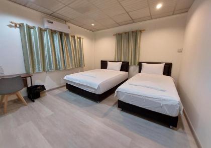 Chaiwat Hostel - image 12