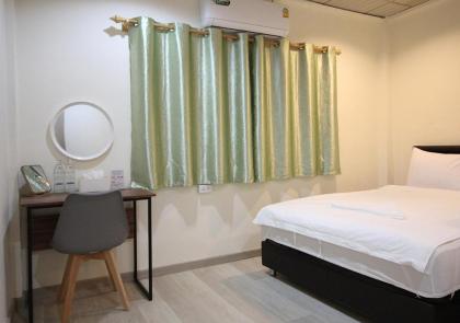 Chaiwat Hostel - image 14
