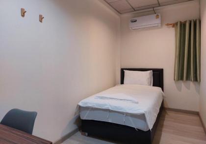 Chaiwat Hostel - image 8