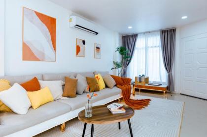 RR Bespoke Urban Villa/Downtown/JODD FAIRS - image 19