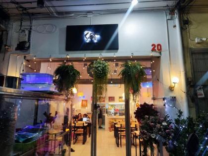 T-Aeint Hostel