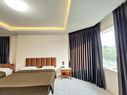 Five bedroom pool villa - image 12