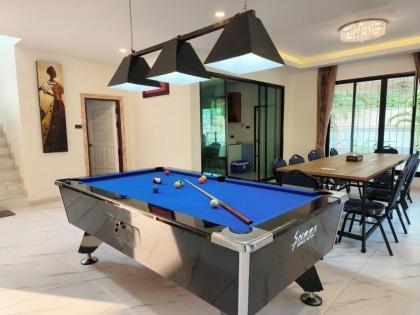 Five bedroom pool villa - image 14