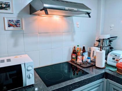 EntireSingleHouse 2br 400m-MRT HuaiKwang 2carpark - image 9