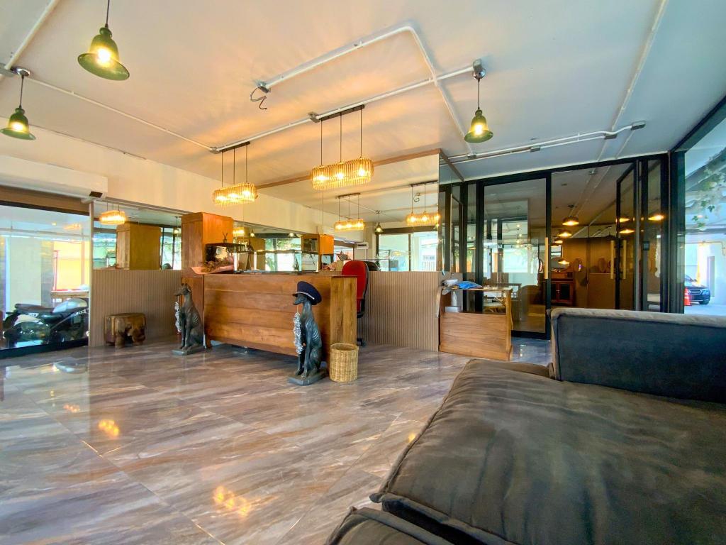 Goldsmith Bangkok Residence - image 5