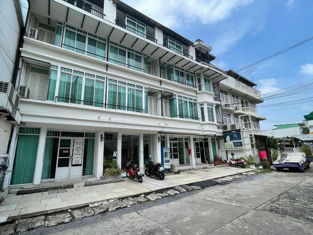 ออร่า บูทิก โฮเทล สุทธิสาร (Aora Boutique ) - image 5