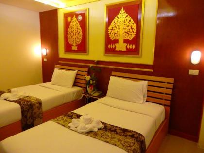 Pohseen Grand Palace Hotel - image 17