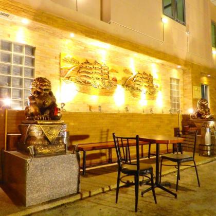 Pohseen Grand Palace Hotel - image 19