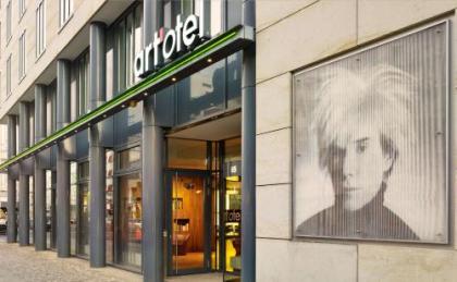 PARK PLAZA BERLIN - image 1