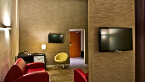 Artim Hotel - image 2