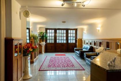 Hotel Pension Dahlem - image 10