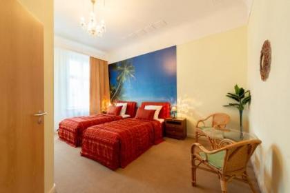 Hotel Pension Dahlem - image 8