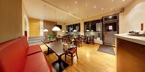 Hotel Kallmeyer - main image