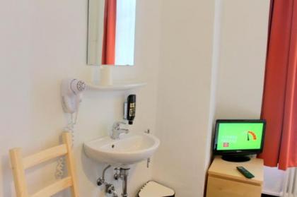Pension Central Hostel Berlin - image 20