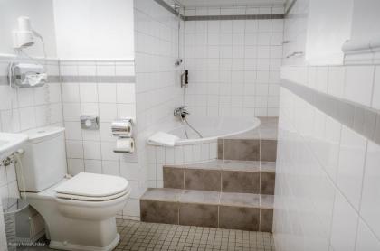 Apartments-Maison Am Olivaer Platz - image 17