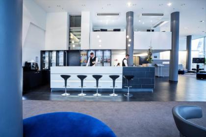 Select Hotel Berlin Spiegelturm - image 12