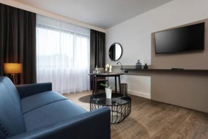 Holiday Inn Berlin City-West - image 8