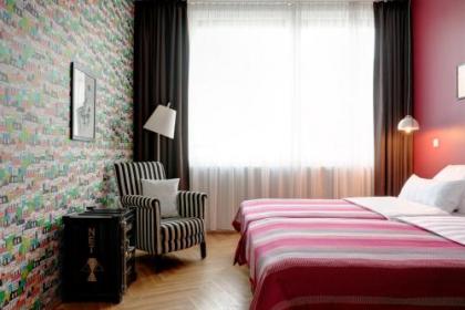 The Circus Apartments - image 1