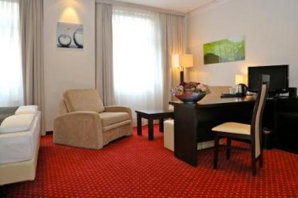 Hotel Herbst Berlin - image 13