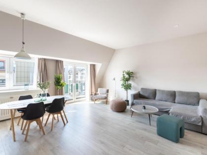 Schoenhouse Living - image 22