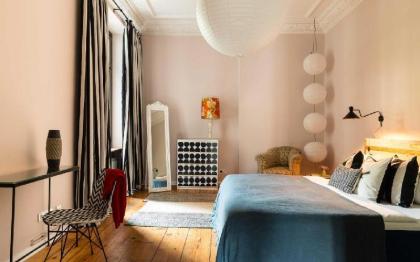 two Bedrooms Home with Balcony in Berlin
