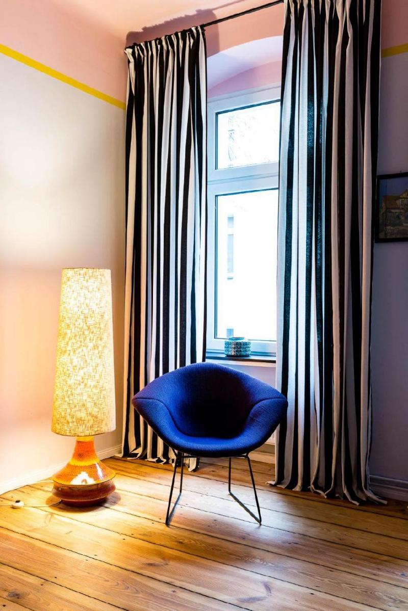 Design and Art Deco Apartment with Balcony Heart of Berlin - image 5