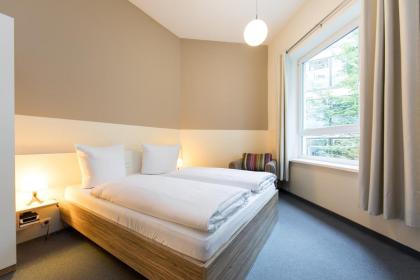 Nu Hotel Berlin - image 21