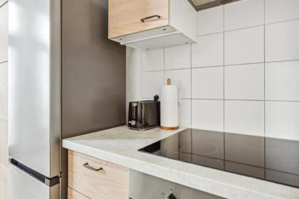 Beautiful 1 Bedroom apartment in Charlottenburg - image 19