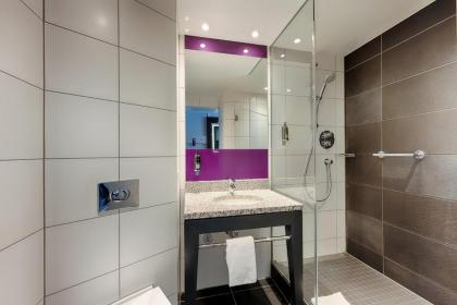 Premier Inn Berlin Alexanderplatz - image 14