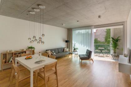 Carlotta Apartments - image 21