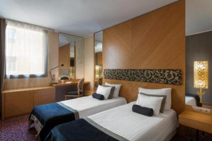 Marmara Hotel Budapest - image 11