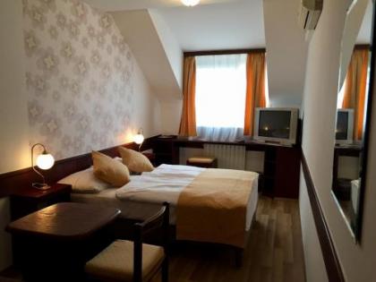 Hotel Gloria Budapest City Center - image 18