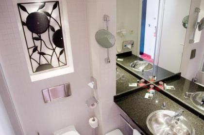 art'otel budapest by park plaza - image 13