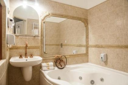 Cotton House Hotel Budapest - image 20