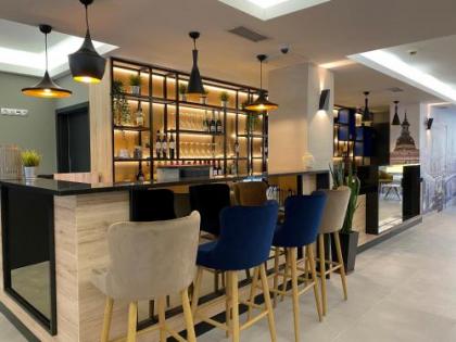 Impulso Fashion Hotel - image 8