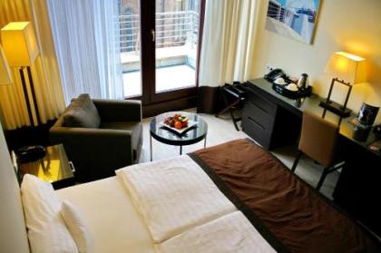 Lion's Garden Hotel - image 17