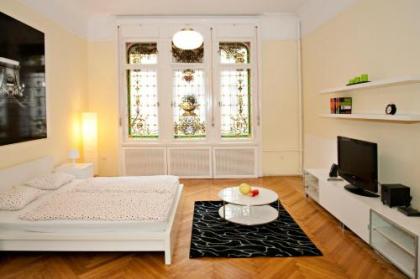 Elisabeth Apartment on Váci Street - image 16