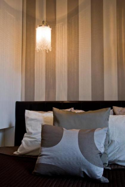 Elisabeth Bridge Apartmans - image 19