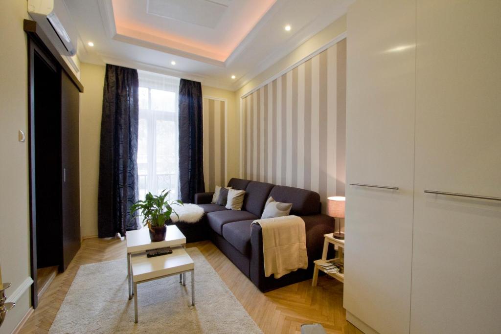 Elisabeth Bridge Apartmans - image 4