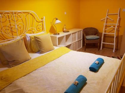 Shantee House - image 11