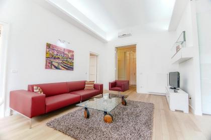 Royal Danube Apartments - image 18